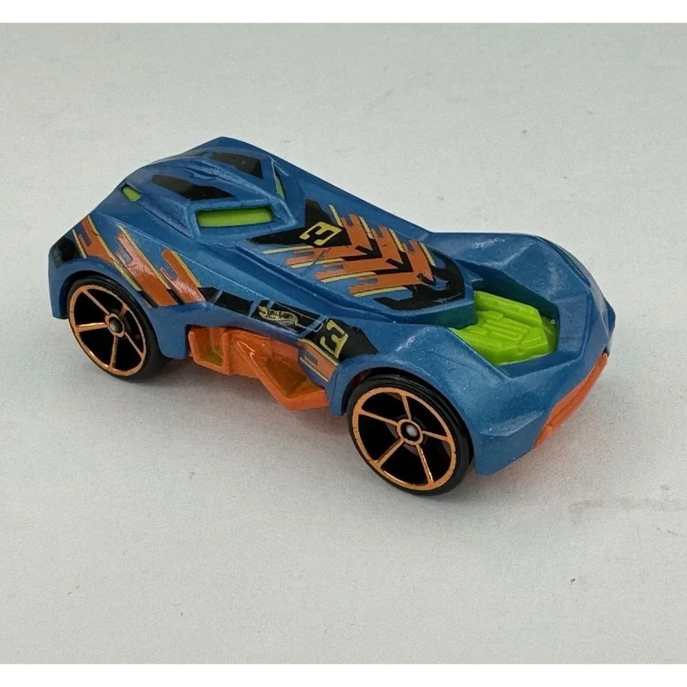 Hot Wheels RD-03 2014 Mattel Blue Orange Racing Diecast Toy Car‎ Number 3